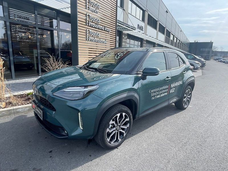 Toyota Yaris Cross 1.5 Hybrid 130k FWD Style - fotka 2 z 27