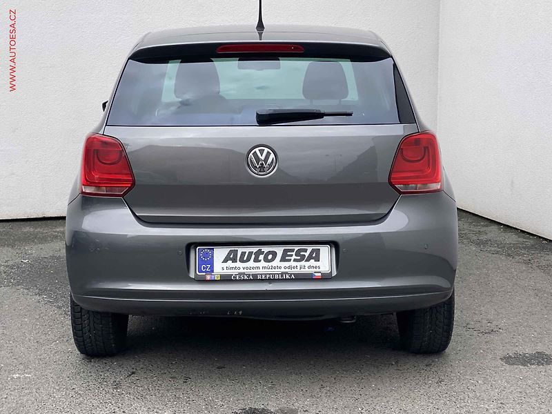 Volkswagen Polo (2013) 1.2, Life, šíbr, p.čidla - fotka 5 z 17