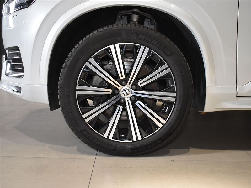 Volvo XC90 2,0 B5 AWD Plus Pano,Ventilace - fotka 8 z 26