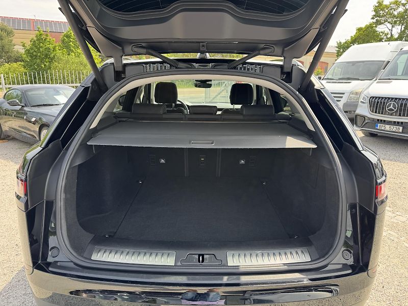 Land Rover Range Rover Velar (2020) 2.0 i 184KW 66000KM - fotka 16 z 26