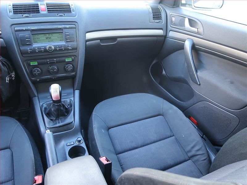 Škoda Octavia (2006) 1.6, Eko.zaplacen, po STK - fotka 8 z 15