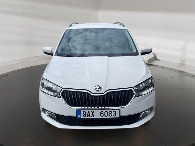 Škoda Fabia 1,0 TSI Ambition - fotka 2 z 11