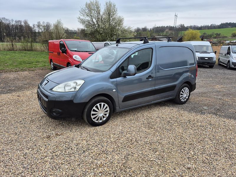 Peugeot Partner (2009) 1.6Hdi 3místa - fotka 6 z 22