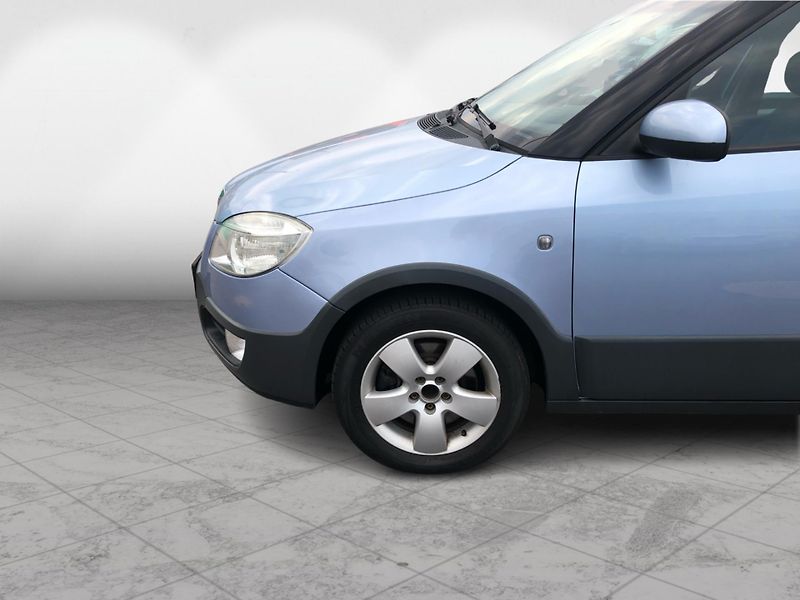 Škoda Roomster A 1.6i Scotline - fotka 10 z 27