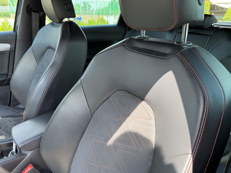 Seat Leon (2021) FR/2.0 TDi 110kw/DPH - fotka 13 z 19