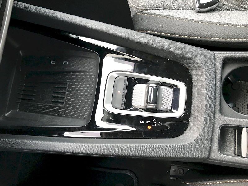 Škoda Octavia (2025) COMBI TOP SELECTION 2,0 TDI 11 - fotka 24 z 28