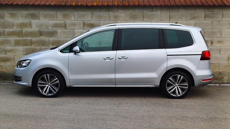 Volkswagen Sharan 2.0 TDI 135kW 4Motion HIGHLINE - fotka 8 z 50