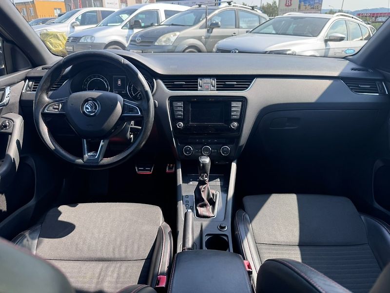 Škoda Octavia (2013) RS 2,0 TDI 135 KW DSG - fotka 23 z 47