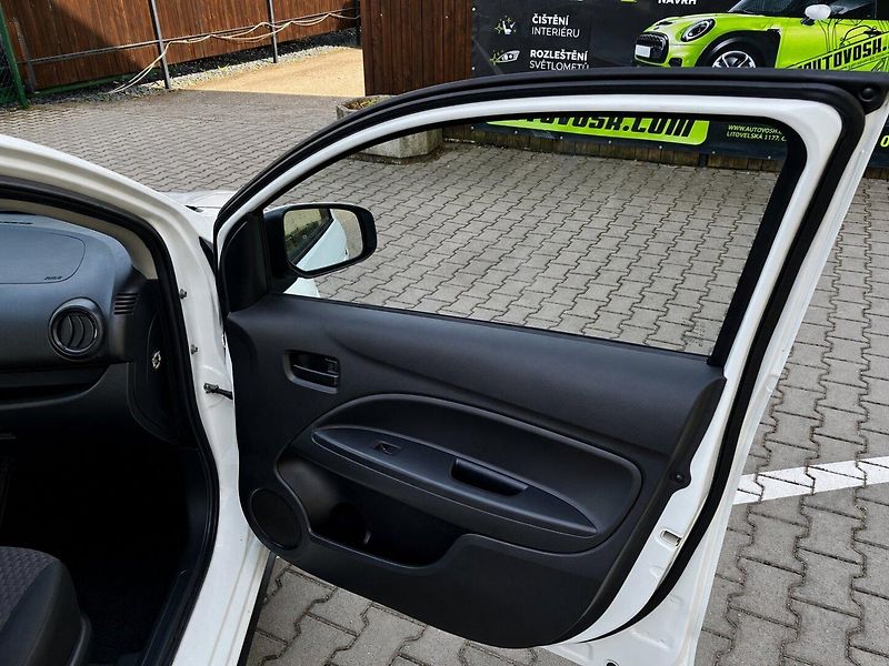 Mitsubishi Space Star 1,0i (52kW)*STK DO 7/2028* - fotka 14 z 14