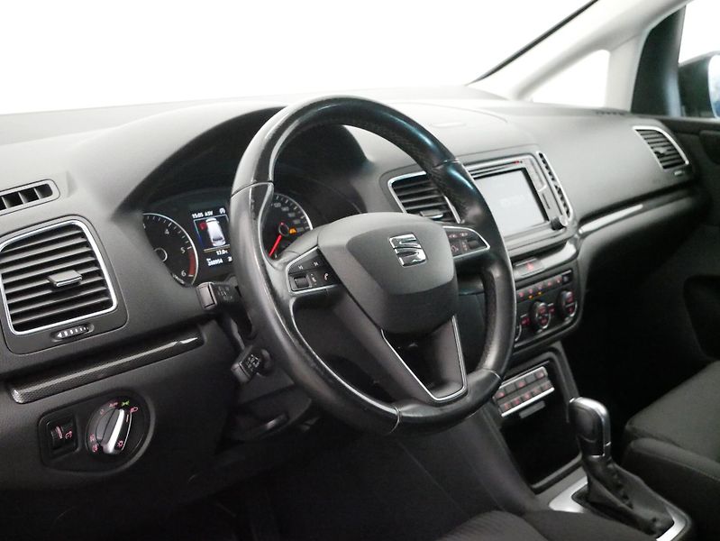 Seat Alhambra - fotka 15 z 30