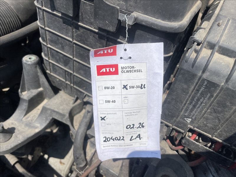 Volkswagen Golf 1,4 MPi 59kw Klima ESP - fotka 18 z 28
