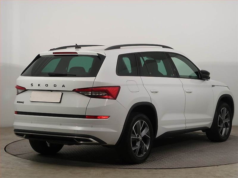 Škoda Kodiaq (2021) Sportline 2.0 TDI - fotka 5 z 14