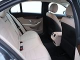 Mercedes-Benz Třídy C 2,0 C300 190kW CZ AMG paket - náhled 13