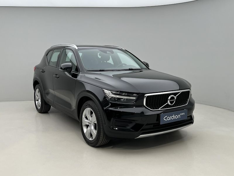 Volvo XC40 T3 MOMENTUM CZ 1.maj - fotka 8 z 31