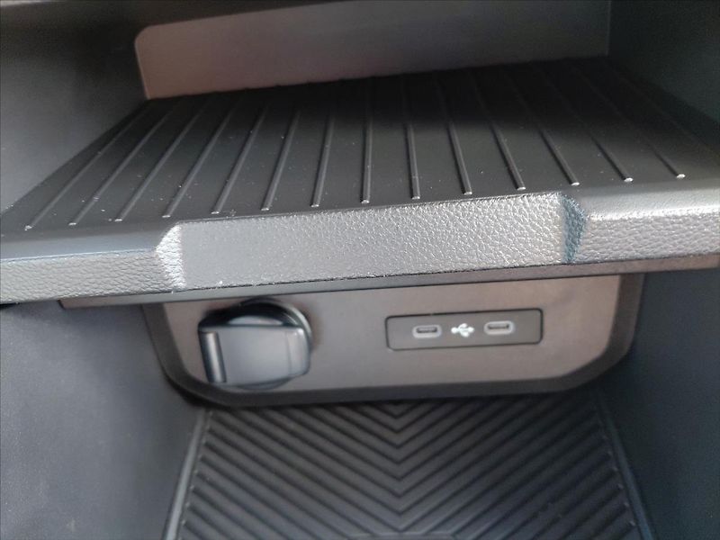 Dacia Duster 1,0   1.0ECO-G 100 Journey - fotka 20 z 22