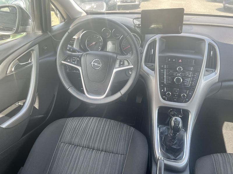 Opel Astra 1.4i 16v KAMERA TEMPOMAT ALU - fotka 16 z 42