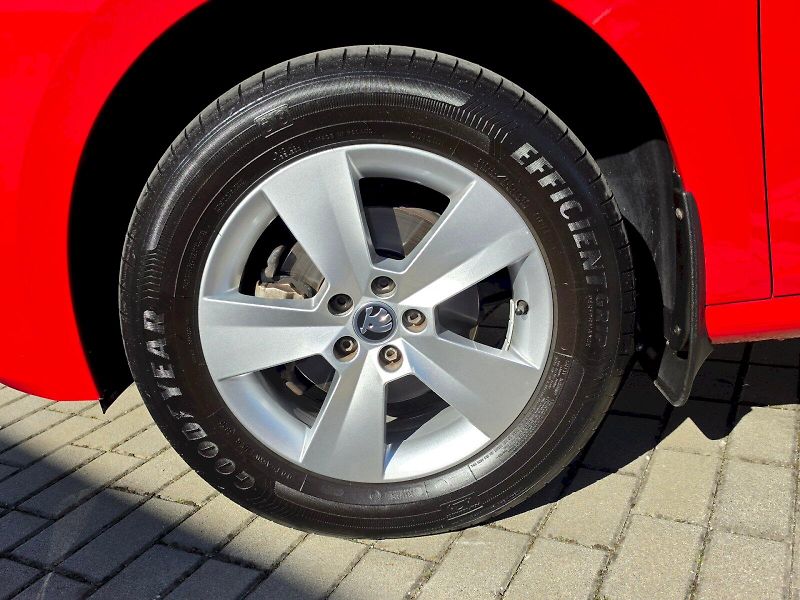 Škoda Kamiq (2021) 1,0TSI 81KW AMBITION - fotka 23 z 26