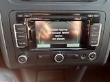 Volkswagen Touran (2011) 2.0 TDi CROSS - náhled 16