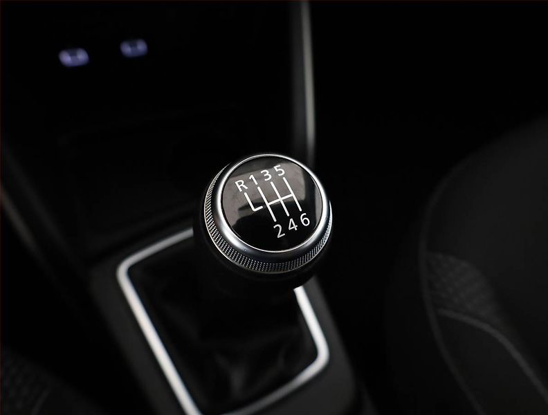 Dacia Duster (2021) 1.3 TCe, ČR,1.maj, Serv.kniha - fotka 11 z 17