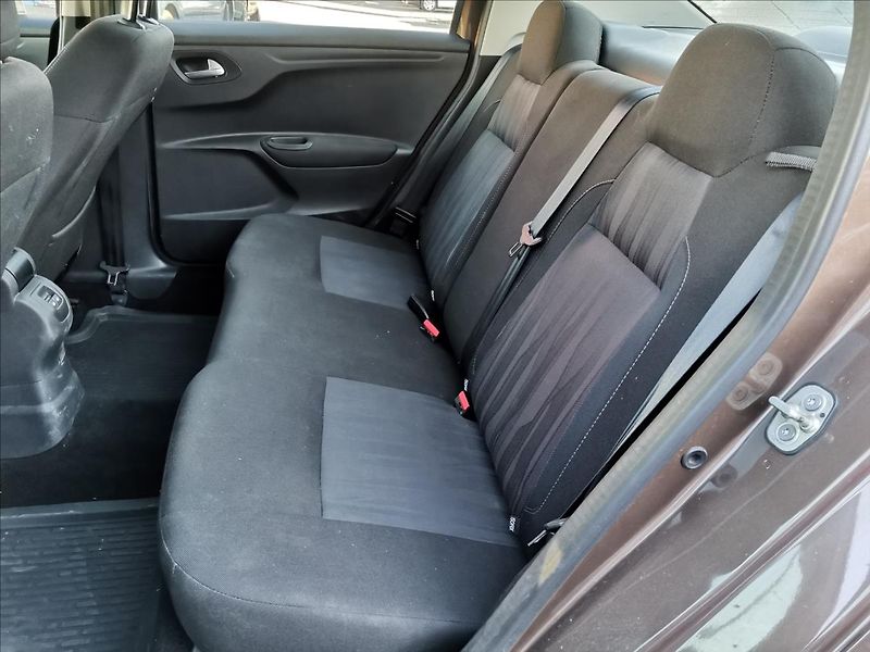 Peugeot 301 1,2 PureTech ACTIVE - fotka 8 z 14