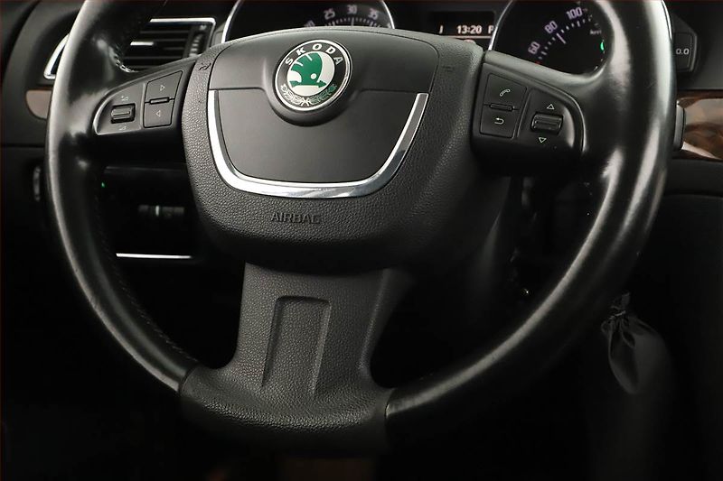 Škoda Superb (2008) 2.0 TDI, Automat, Navi, Xenony - fotka 8 z 19