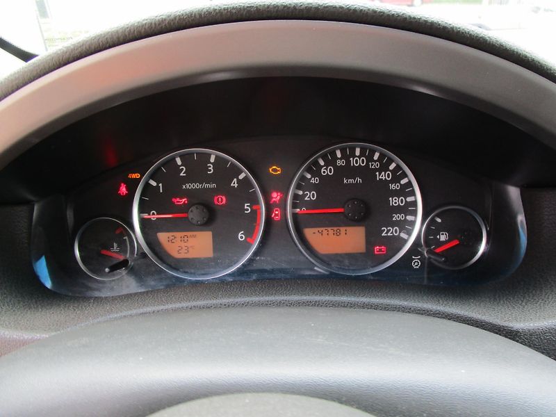 Nissan Pathfinder 2,5DCI-128KW-NOVÝ OLEJ - fotka 10 z 15