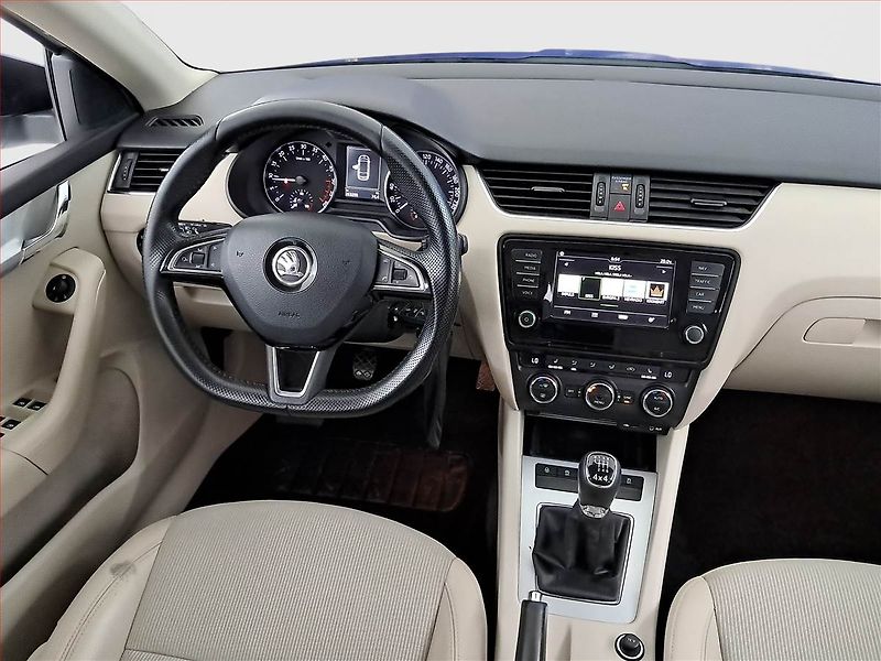 Škoda Octavia (2015) 2.0 TDI, 4X4, Serv.kniha - fotka 7 z 19