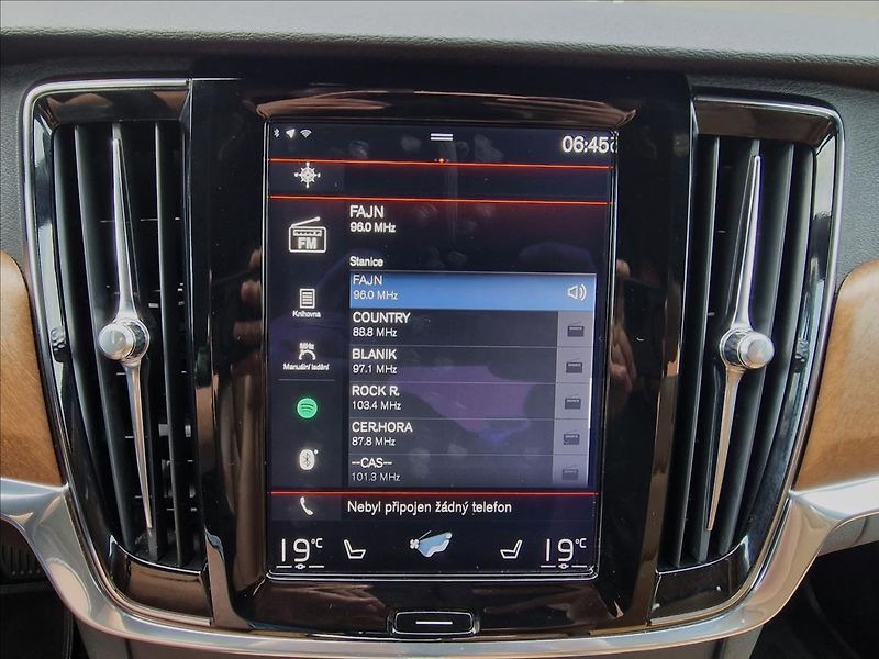 Volvo S90 D5 173kW Inscription,původ ČR - fotka 33 z 50