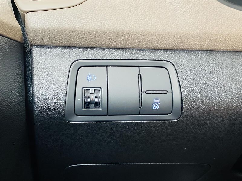 Hyundai i20 1,2 i 55kW 1.Majitel - fotka 13 z 22