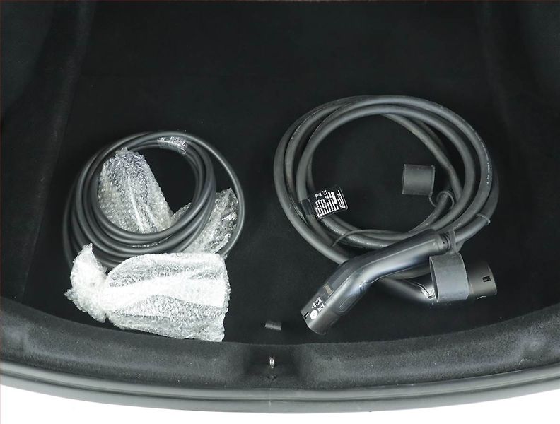 Tesla Model 3 (2023) Standard Range LFP, SoH 96% - fotka 22 z 22