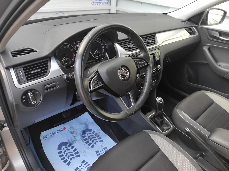 Škoda Rapid 1,0TSi Spaceback, ČR - fotka 12 z 37