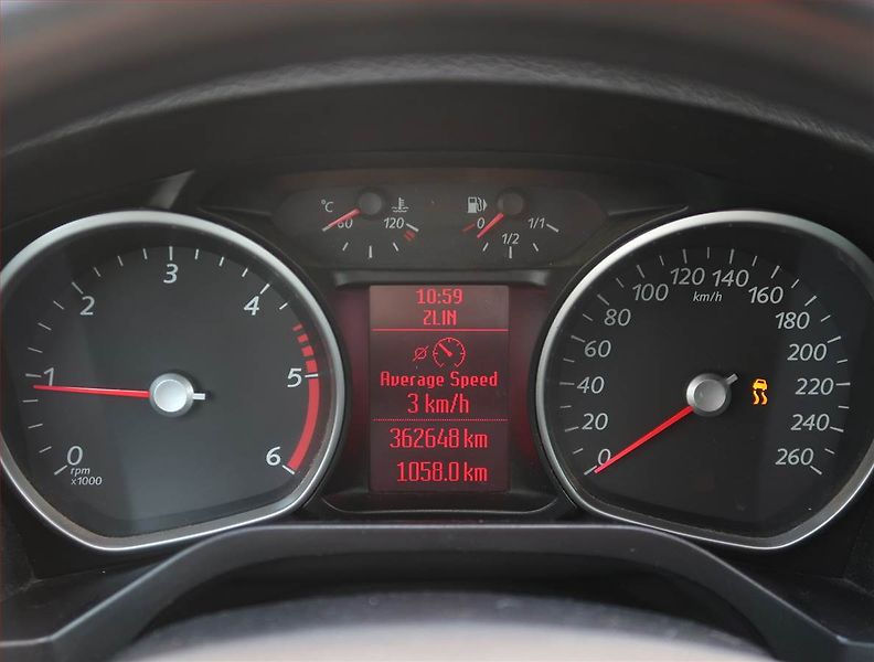 Ford S-MAX (2007) Trend 1.8 TDCi, 7 míst - fotka 11 z 17