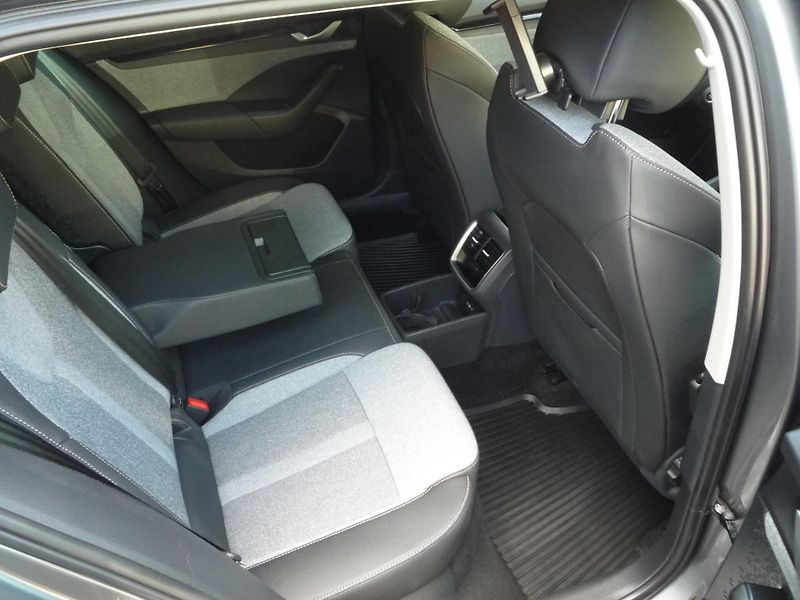 Škoda Octavia (2025) Combi 2,0TDi 110kW DSG Top Sel - fotka 20 z 24