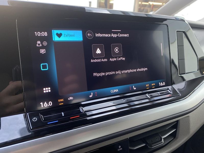 Volkswagen Multivan 2,0 TDI 110 kW Life - fotka 18 z 25
