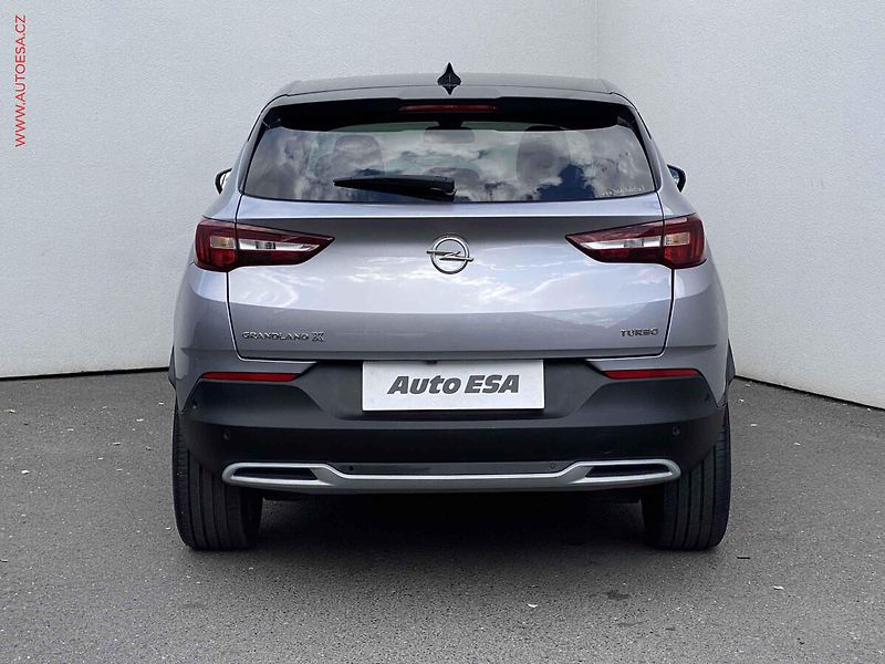 Opel Grandland X (2019) 1.2PT, Innovation, AT - fotka 5 z 18