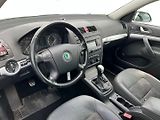 Škoda Octavia (2007) Scout 2.0TDi 103kW! - náhled 12