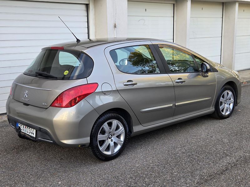 Peugeot 308 (2001) 1.6i 88Kw LPG Tažné  - fotka 8 z 27