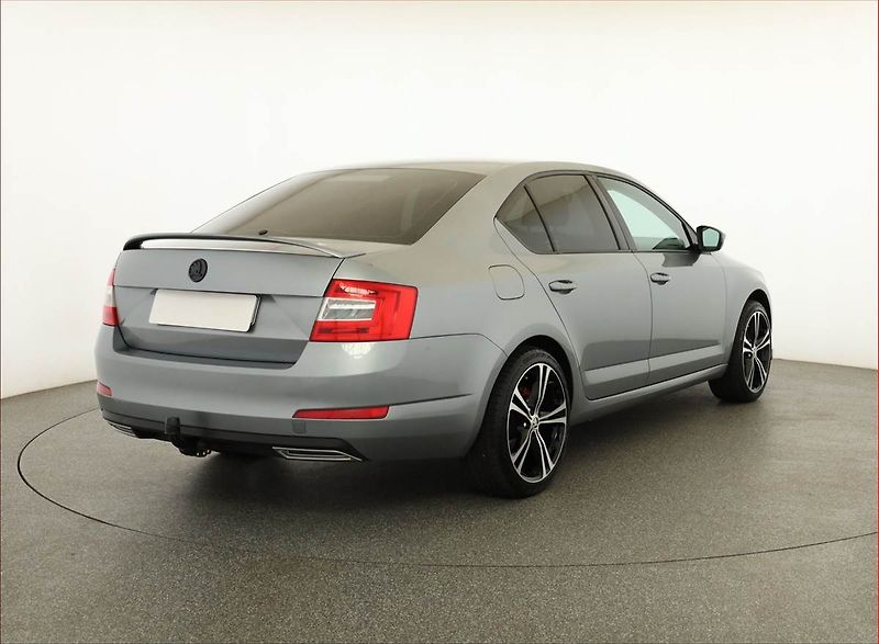 Škoda Octavia (2013) 1.2 TSI, Tempomat - fotka 5 z 13