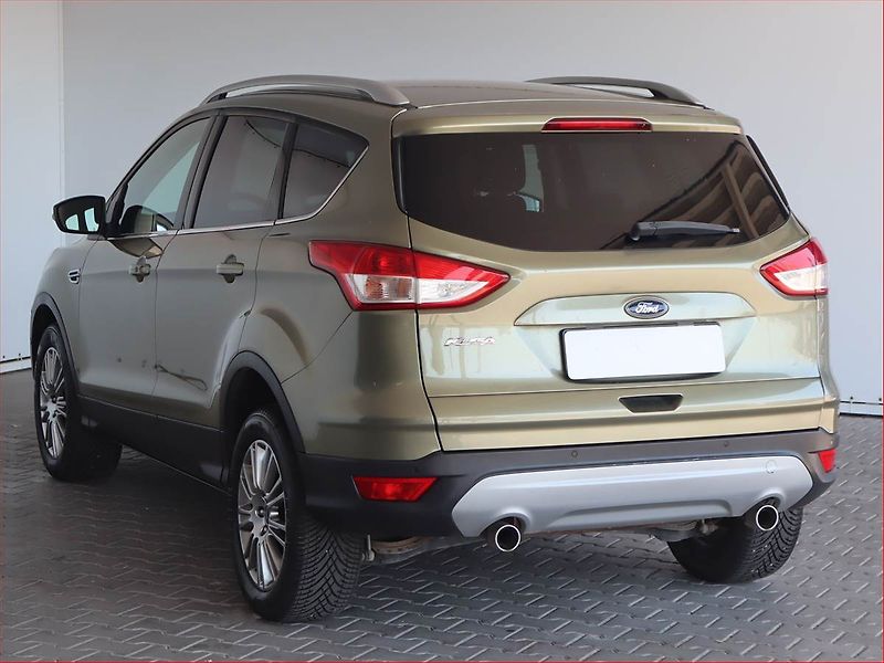 Ford Kuga (2014) 2.0 TDCi, 4X4, Automat - fotka 4 z 24
