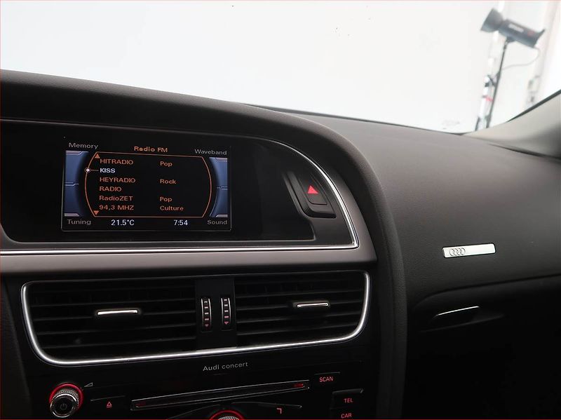 Audi A5 (2014) 2.0 TDI, Automat, Bi-Xenony - fotka 10 z 15