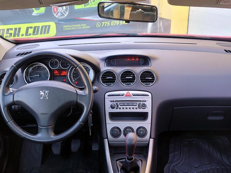 Peugeot 308 SW *KLIMA,SERV.KNÍŽKA,7míst  - fotka 25 z 34