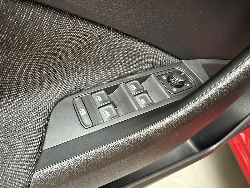Škoda Scala 1.5 TSI 110kW Style - fotka 10 z 12