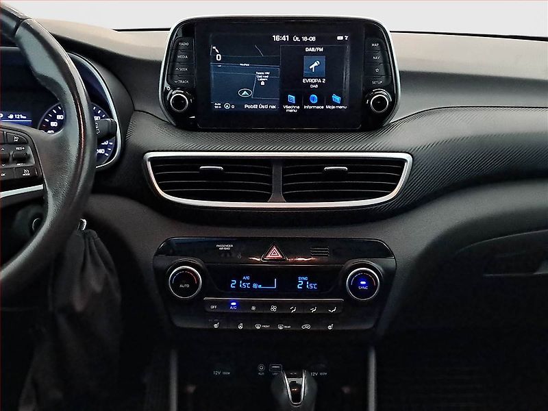 Hyundai Tucson (2019) 1.6 T-GDI, 4X4, Automat, ČR - fotka 12 z 16