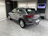 Volkswagen T-Roc 1.5 TSi ČR 6M ACC TZ  - náhled 8