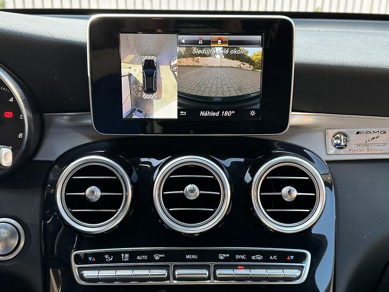 Mercedes-Benz GLC 250d-AMG-4 MATIC-R19-TAŽNÉ - fotka 21 z 31