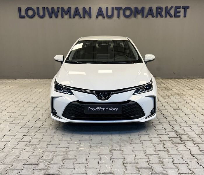 Toyota Corolla 1,5 COMFORT - fotka 4 z 15