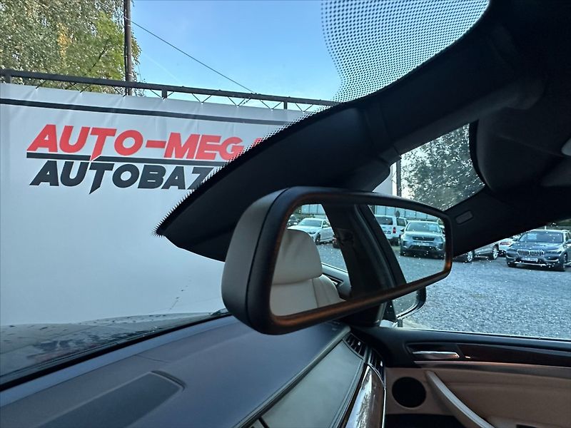 BMW X6 3,0 M50D X Drive 280kW-CZ-serv - fotka 40 z 47