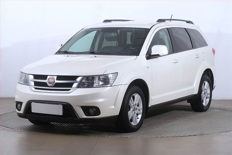 Fiat Freemont (2014) 2.0 MultiJet, 7 míst, Tempomat - fotka 2 z 22