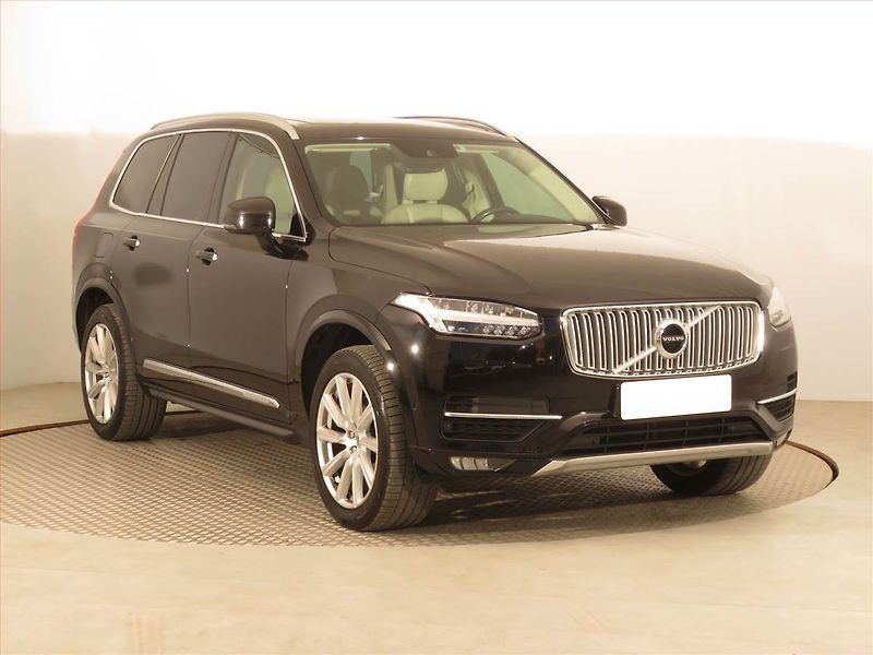 Volvo XC90 (2017) D5 AWD - fotografie inzerátu