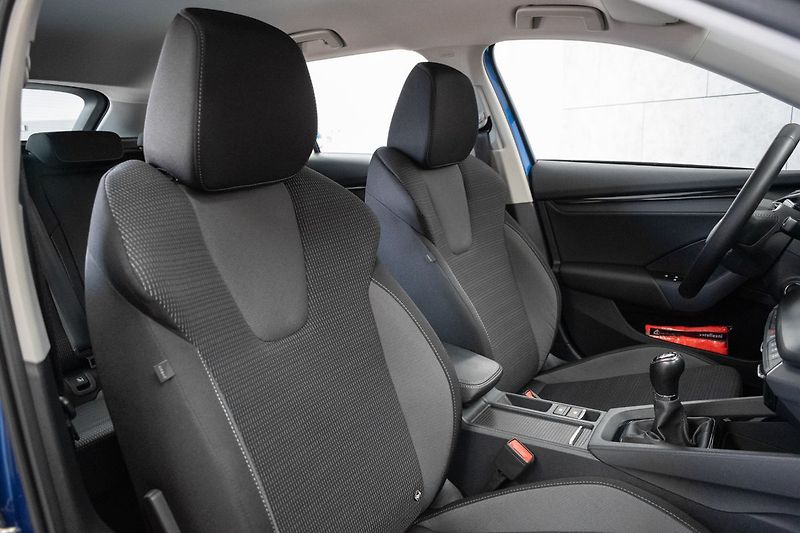 Škoda Octavia 2.0 TDI AMBITION+*DPH*ČR 1.MAJ - fotka 11 z 37